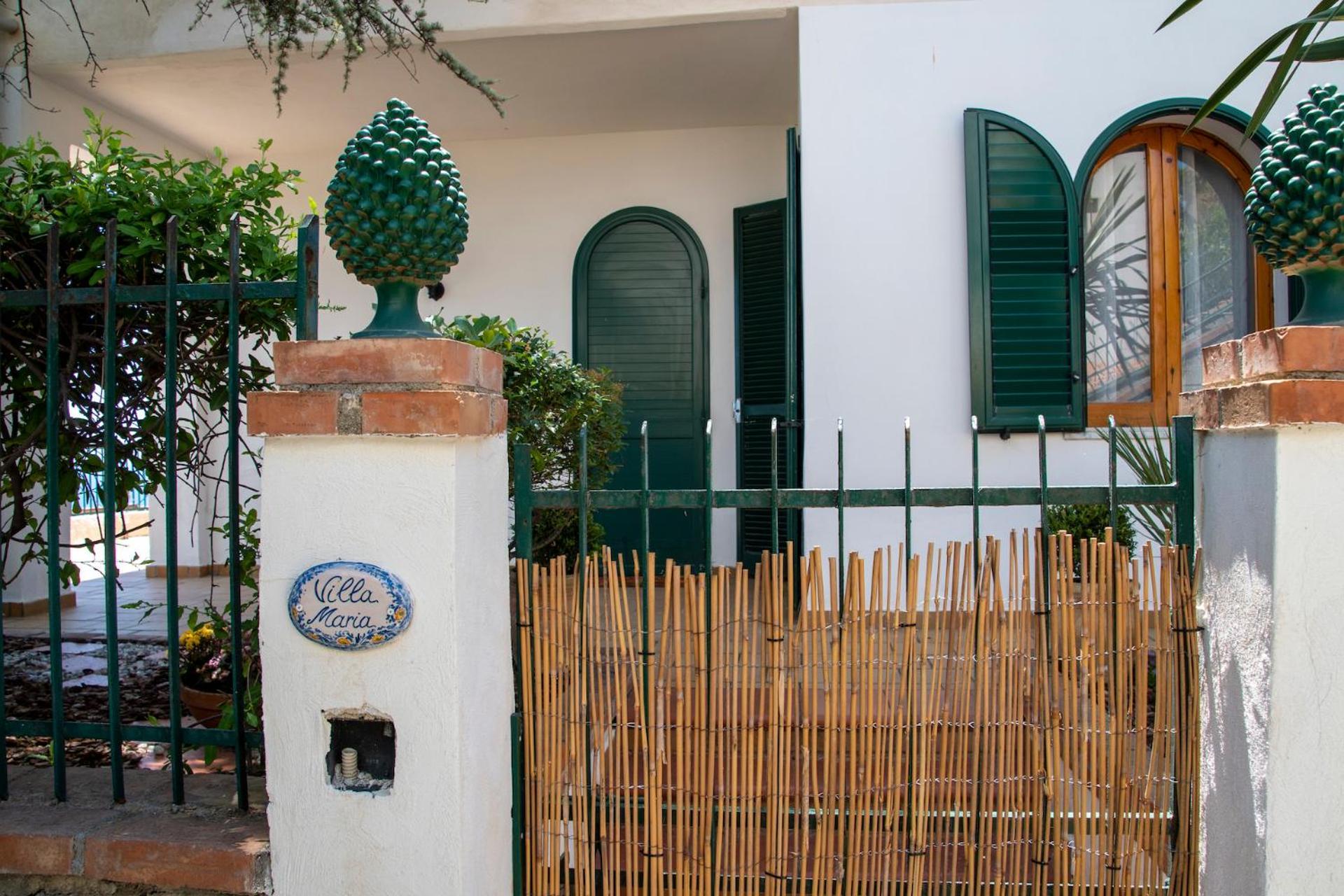 Taormina Holiday Apartment ภายนอก รูปภาพ